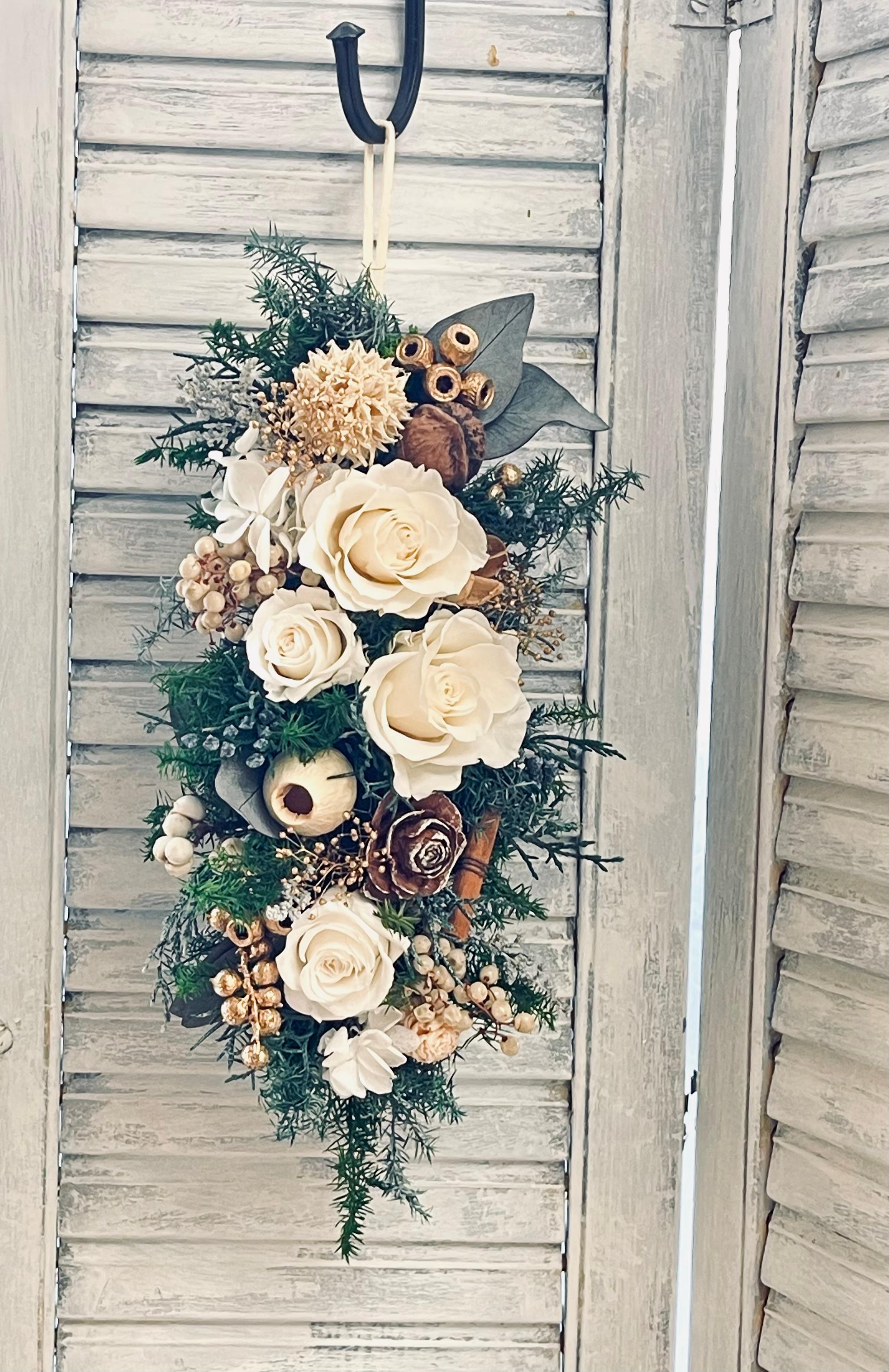 ２Wayウッドベースアレンジ　ベリーの色アイボリー（プリザーブドフラワー） | 3枚目