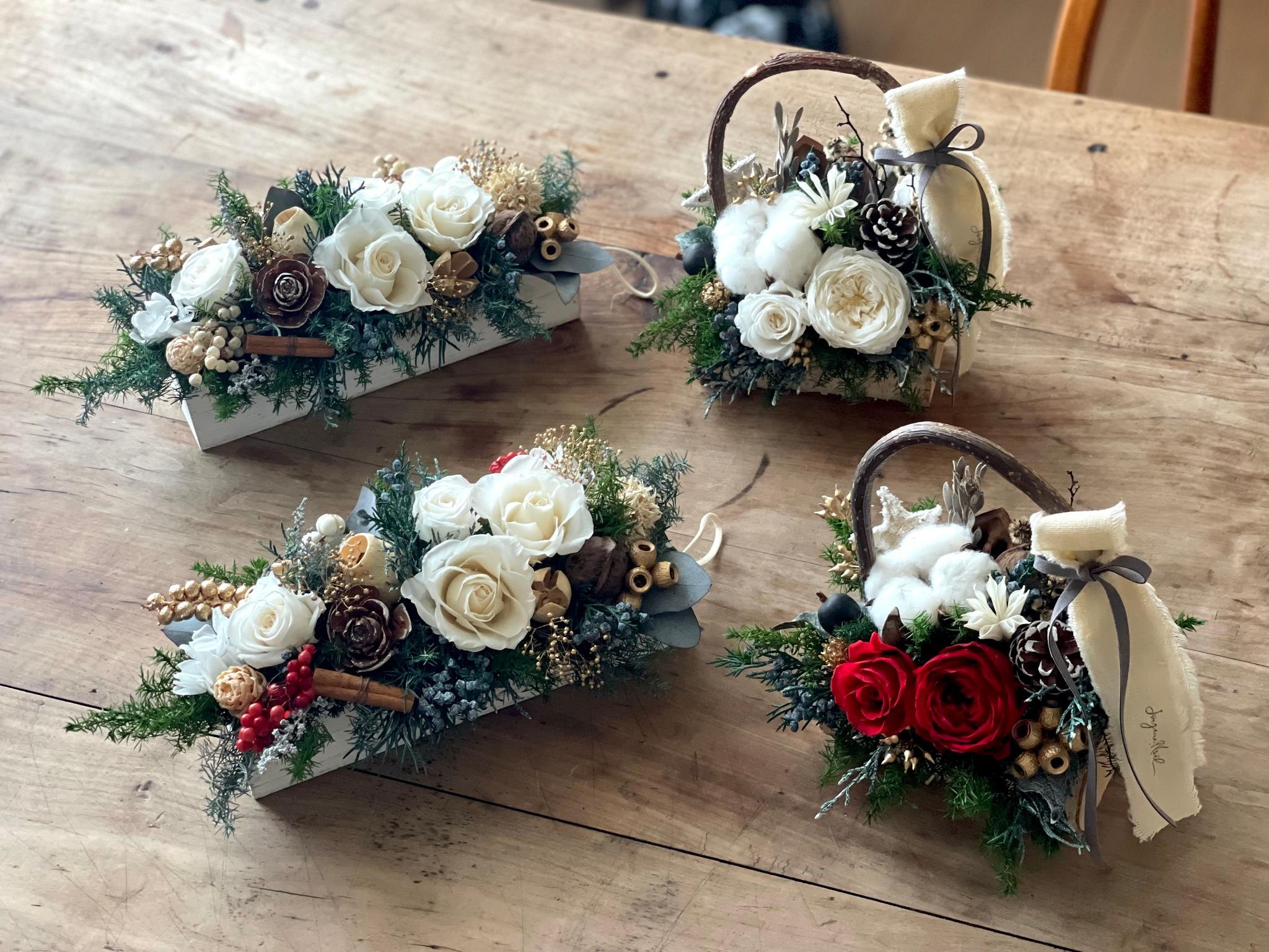 ２Wayウッドベースアレンジ　ベリーの色アイボリー（プリザーブドフラワー） | 6枚目